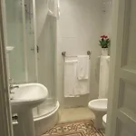 Orsini Reali Bed and Breakfast 3*