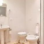 Bed and Breakfast Orsini Reali Ρώμη