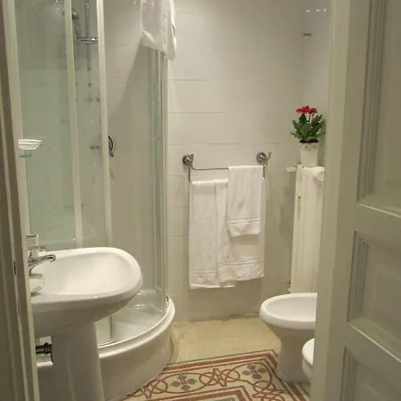 Orsini Reali Bed & Breakfast 3*